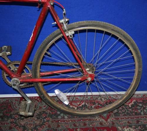 A AMAZING SUMMIT VINTAGE BICYCLE IN GOOD VINTAGE CONDITION TO AD TO YOUR COLLECTION!!!