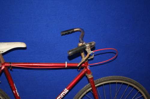 A AMAZING SUMMIT VINTAGE BICYCLE IN GOOD VINTAGE CONDITION TO AD TO YOUR COLLECTION!!!