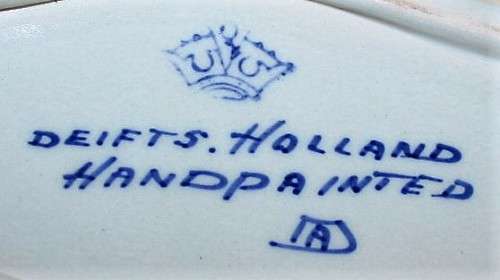 A GORGEOUS DELFT - HOLLAND - HAND PAINTED - RECTANGULAR   DISPLAY DECORATIVE PLATE!!!