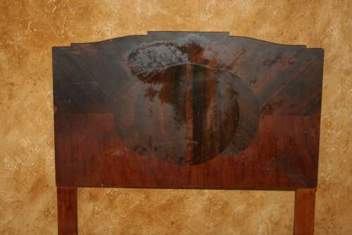 A GORGEOUS ART DECO SINGLE BED WITH HEADBOARD - MATRES BOARD - FOOT BOARD