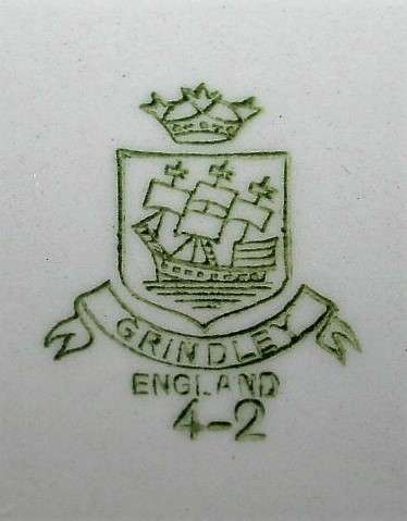 A EXQUISITE GRINDLEY - ENGLAND 4-2 GOLD TRIMMED  - MEAT/SALLAD PLATTER