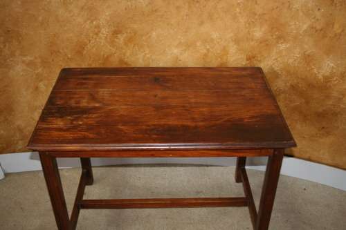 A EXQUISITE VINTAGE/ANTIQUE SOLLID OCASIONAL TABLE A STUNNING PIECE!!!