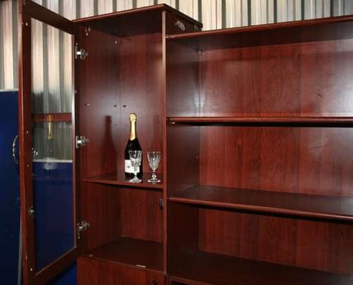 A MAGNIFICENT 2.1MX2M OFFICE CUPBOARD WITH TWO GLASS DOORS AMPLE CUPBOARD SPACE OR FLAT SCREEN UNIT!