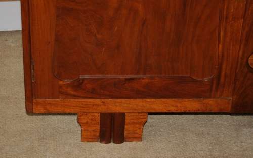 A FABULOUS ART DECO SIDEBOARD WITH WITH BEAUTIFUL DETAIL A MAGNIFICENT PIECE OF FURNITURE!!!