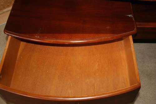 A SPECTACULAR VERY LARGE QUEEN ANN DRESSING TABLE WITH TURN OUT SIDE MIRRORS A BEAUTIFUL PIECE
