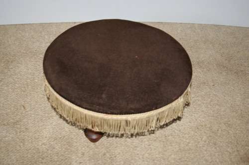 A EXQUISITE VINTAGE/ANTIQUE FOOT STOEL - STUNNING PIECE!!!