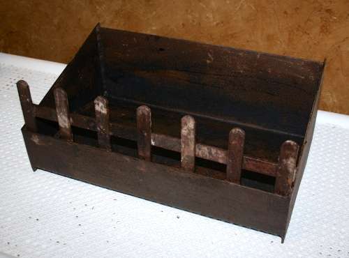 A FANTASTIC VINTAGE FIRE GRATE - Fireplace Open Fire Guard and Grate