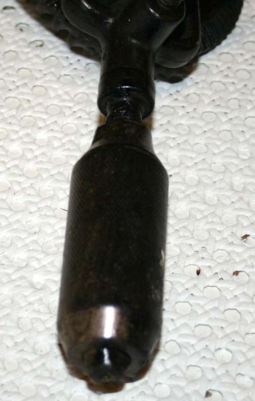 A MARVELOUS VINTAGE HAND DRILL - WITH A SHOULDER REST - FANTASTIC PIECE