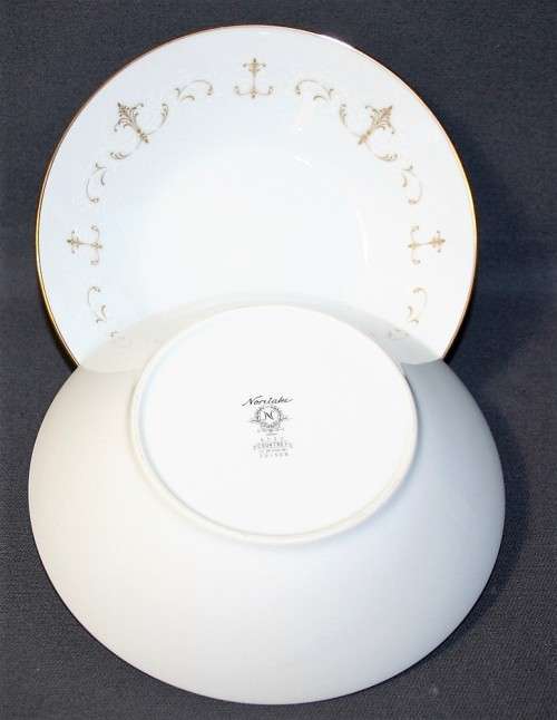 SIX STUNNING GOLD PATERN NORITAKE 6520 COURTNEY  BOWLS US DESIGN PATERN - 201508 -1964 -1980