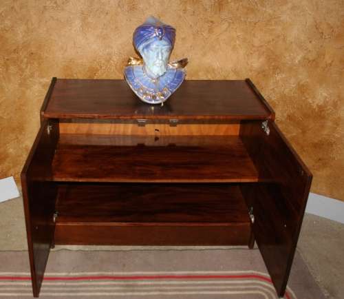 A TWO DOOR CUPBOARD TO FINSIH IN A PAINT TECHNIQUE OR A SMALL PLASMA UNIT!!!