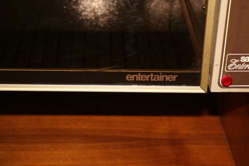 A Vintage Salton Entertainer double hot tray & warmer drawer in good condition!!!