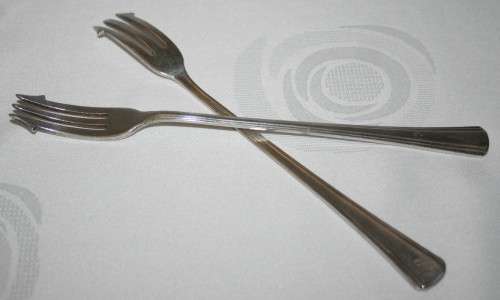 TWO STUNNING OLIVE FORKS MARKED EPNS RE787777 -BID PER EACH
