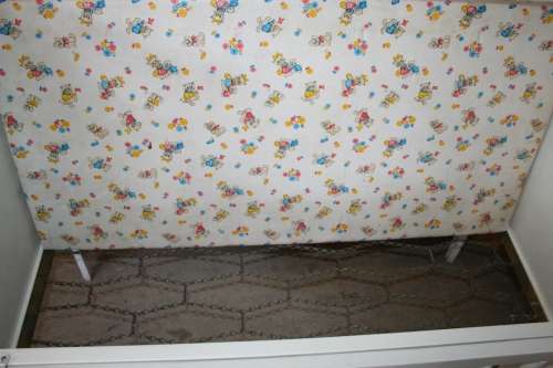 A MARVELOUS VINTAGE BABY COT WITH A DROP DOWN GATE - STUNNING!!!