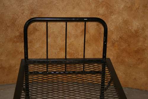 WOW A BLACK METAL VINTAGE FOLD UP ARMY BED - PERFECT TO PUT AWAY FOR A EXTRA BED