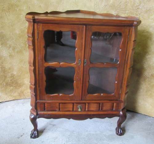AN EXQUISITE VINTAGE IMBUIA BALL & CLAW CORNER DISPLAY CABINET w A DRAWER, BEAUTIFUL WOODWORK!!