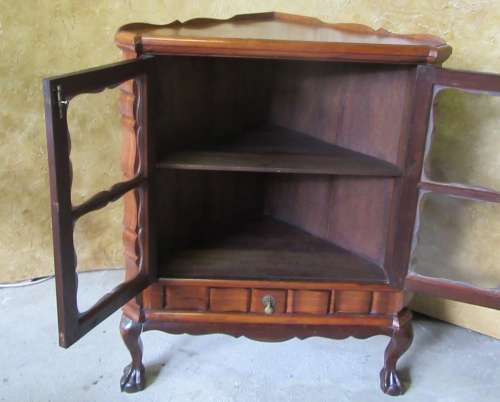 AN EXQUISITE VINTAGE IMBUIA BALL & CLAW CORNER DISPLAY CABINET w A DRAWER, BEAUTIFUL WOODWORK!!
