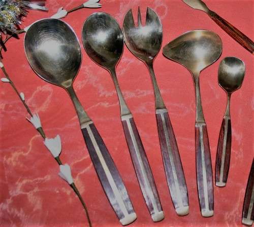Thai Bronze Cutlery With Rosewood Handles In A Remy Martin Wooden Box 142 Pieces