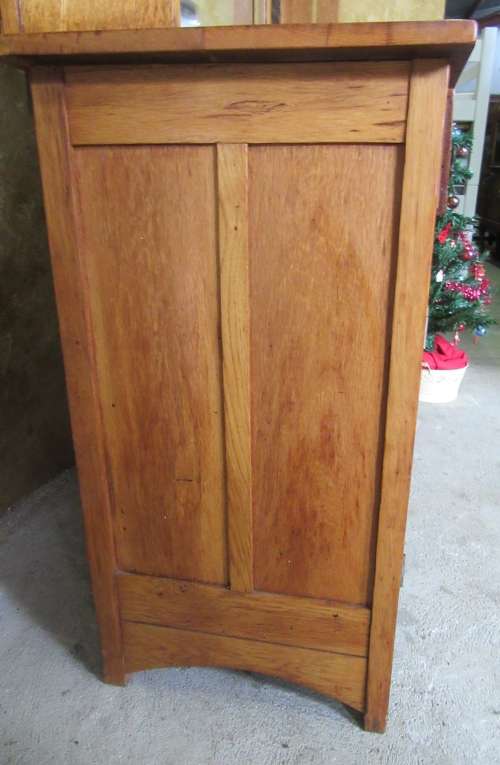EXQUISITE VINTAGE SOLID WOOD ARTS&CRAFTS DISPLAY DRESSER w MIRRORS, SHELVES & CUPBOARDS! MAGNIFICENT