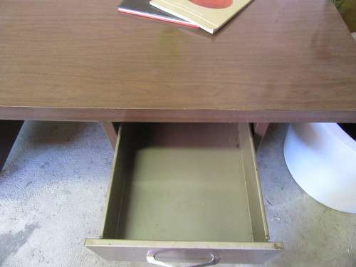 A FANTASTIC SIX DRAWER VINTAGE DESK - ENJOY THE VINTAGE LOOK OR VINAGE IT WITH  PAINT TECNIQ