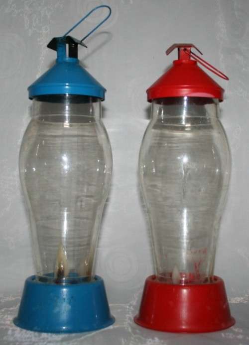 These adorable metal and glass hurricane lamps/candle holders are very attractive. bid per each