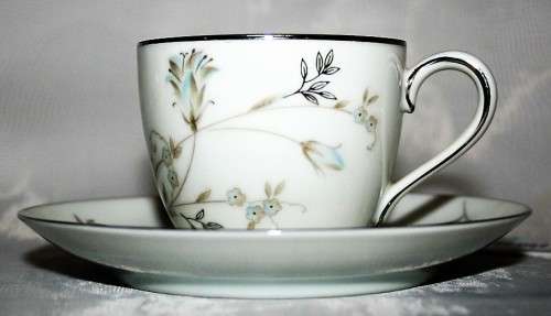 A Gorgeous Vintage NORITAKE VALERIE DEMITASSE DIO  Beautiful pattern Platinum on white porcelain,