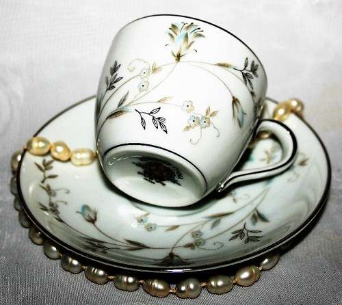 A Gorgeous Vintage NORITAKE VALERIE DEMITASSE DIO  Beautiful pattern Platinum on white porcelain,
