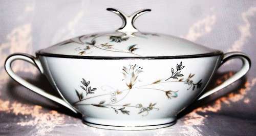 A Gorgeous Vintage NORITAKE VALERIE Sugar Bowl with a Beautiful pattern on white porcelain