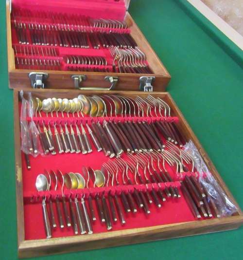Thai Bronze Cutlery With Rosewood Handles In A Remy Martin Wooden Box 142 Pieces