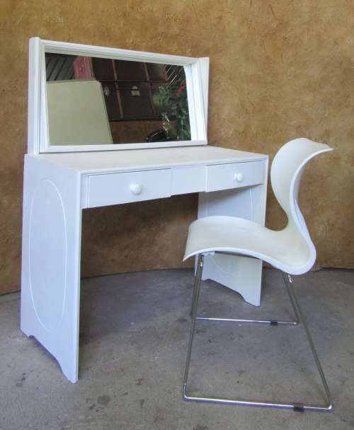 A MARVELOUS WHITE DRESSING TABLE INCLUDING A CHAIR IT IS A PERFECT MATCH BEAUTIFUL FURNITURE