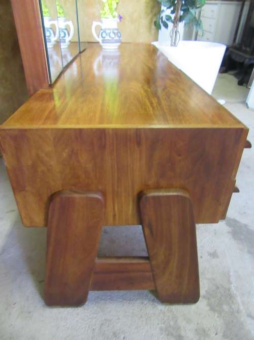 A MARVELOUS RETRO VINTAGE DRESSING TABLE WITH 5 DRAWERS TURN IN MIRRORS INCLUDING A STOEL - RETRO