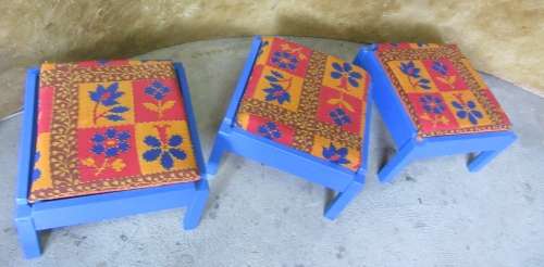 WOW THREE VIBRANT BLUE STACKABLE VINTAGE STOELS COVER IN A BEAUTIFUL INDIAN FABRIC BID PER EACH