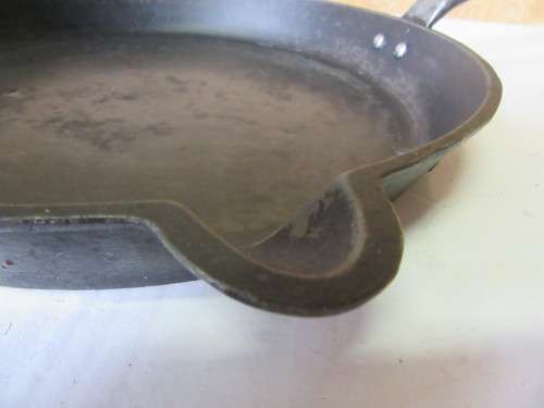 WOW WHAT A RARE FIND 1932 AGA PAN - USES ABLE ITEM STUNNING VINTAGE DECOR PATENS UK SE 1932 AGA