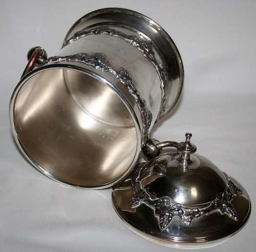 A EXQUISITE SERANCO SP ON C,  FINE AND IMPRESSIVE, ANTIQUE/VINTAGE SILVER PLATED ICE BUCKET, STUNN
