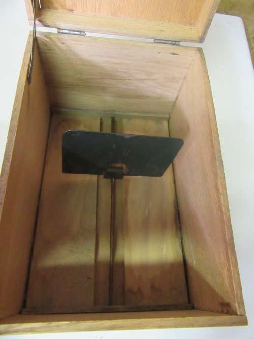 WOW A RARE FIND ANTIQUE WOODEN FILING BOX SUPPLIED BY HW VORENBERG & CO PRINTERS & STATIONERS