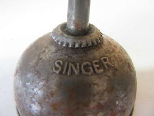 Vintage Tin Oil Can, Sewing Machine Oil Can, 1940s Singer Tin Oil Dispenser, Retro Mechanic Metal Oi