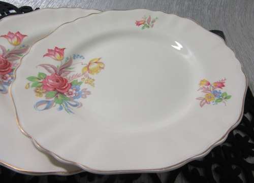 THREE LARGE DINNER PLATES - Vintage J & G Meakin SOL 391413 Made in England - ROSE & RIBBON