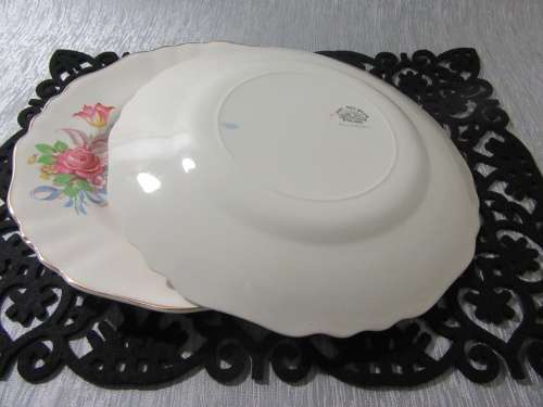 THREE LARGE DINNER PLATES - Vintage J & G Meakin SOL 391413 Made in England - ROSE & RIBBON