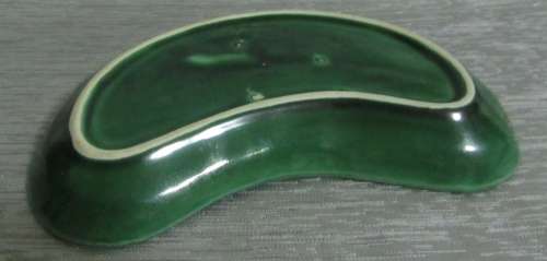 A fantastic Retro Portuguese Majolica Cabbage-Leaf  Serving Plate,