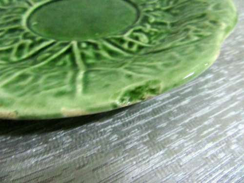 A fantastic Retro Portuguese Majolica Cabbage-Leaf  Serving Plate,