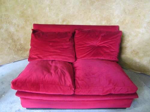 WOW THIS IS FANTASTIC RETRO TWO SEATER IN ORIGINAL VIBRANT RED FABRIC IN GOOD CONDITION