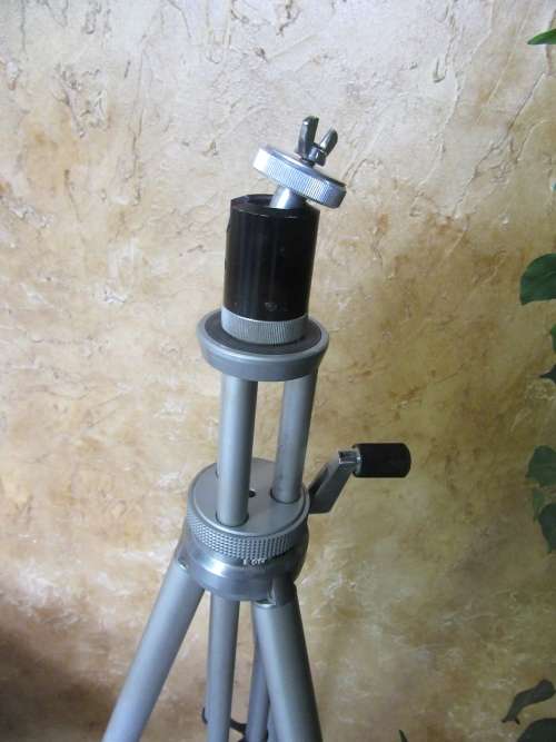 A FANTASTIC LIGHT WEIGHT ALUMINUM EXTENDABLE TRI POT