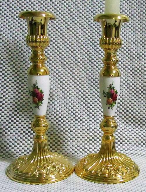 TWO STYLISH RARE ROYAL DOULTON - OLD COUNTRY ROSES/SILVER & GOLD COLLECTABLE CANDLE STICKS BID PER E