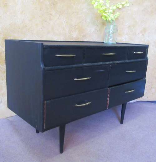 A FANTASTIC VINTAGE UNIT WITH SEVEN DRAWER STUNNING - FINISHED IN BLACK CHALK PAINT