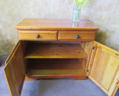 A MARVELOUS COTTAGE STYLE SERVER/CABINET A STUNNING PIECE THAT WILL MAKE A STATEMENT IN ANY ROOM