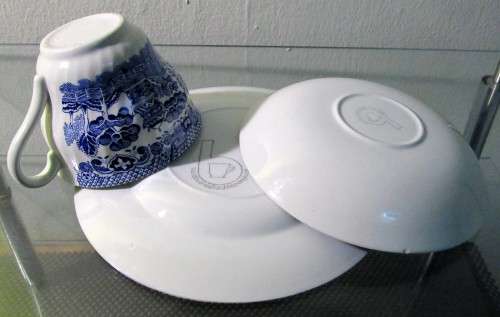 A classic design: the 1940 s earthenware STAFFORDSHIRE BARRATT'S Trio - in blue and white print