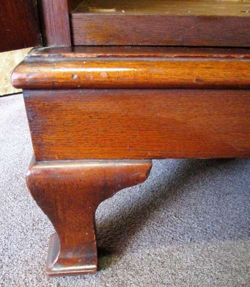 WOW ABSOLUTELY SPECTACULAR LARGE VINTAGE/ANTIQUE 2 DOOR WARDROBE -