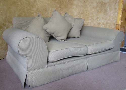 A STYLISH LARGE WETHERLYS SOFA IN GOOD CONDITION BEEN PROFESSIONALLY CLEANED