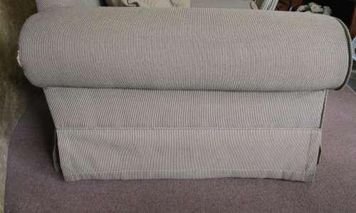 A STYLISH LARGE WETHERLYS SOFA IN GOOD CONDITION BEEN PROFESSIONALLY CLEANED