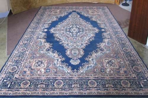 GORGEOUS MACHINE WOVEN CARPET 2.78 x 1.9 BEAUTIFUL RICH COLOURS