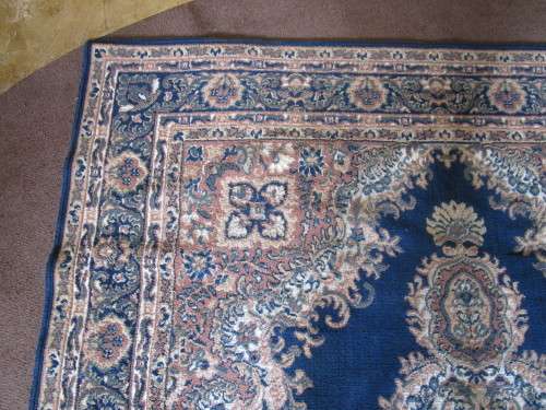 GORGEOUS MACHINE WOVEN CARPET 2.78 x 1.9 BEAUTIFUL RICH COLOURS